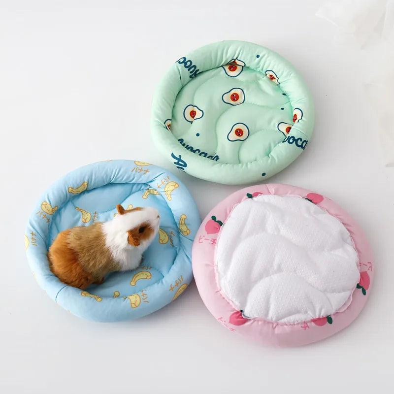 Circular Hamster Bed Comfortable Sleep Mat Pad for Hedgehog Squirrel Mice Rats Guinea Pig Chinchilla Small Animal Soft Cushion - Ammpoure Wellbeing