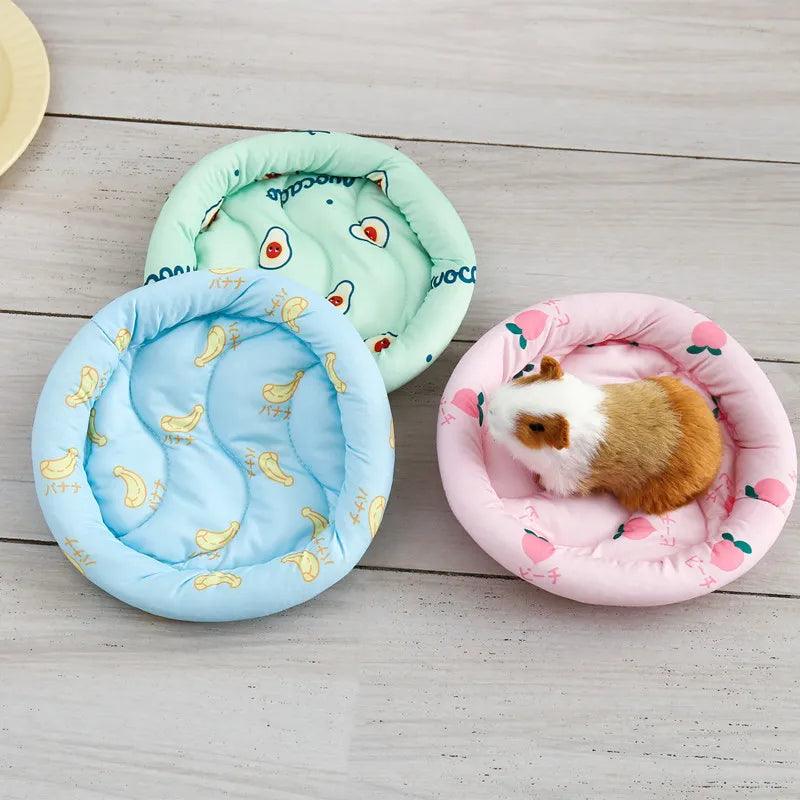 Circular Hamster Bed Comfortable Sleep Mat Pad for Hedgehog Squirrel Mice Rats Guinea Pig Chinchilla Small Animal Soft Cushion - Ammpoure Wellbeing